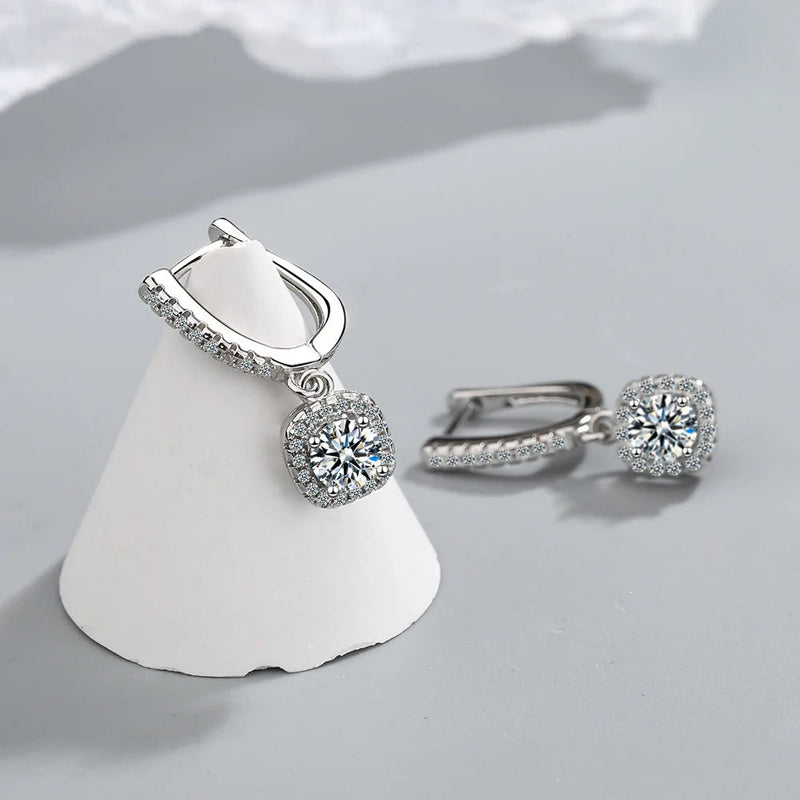 Gold Hoop Earrings — 18K VVS Moissanite